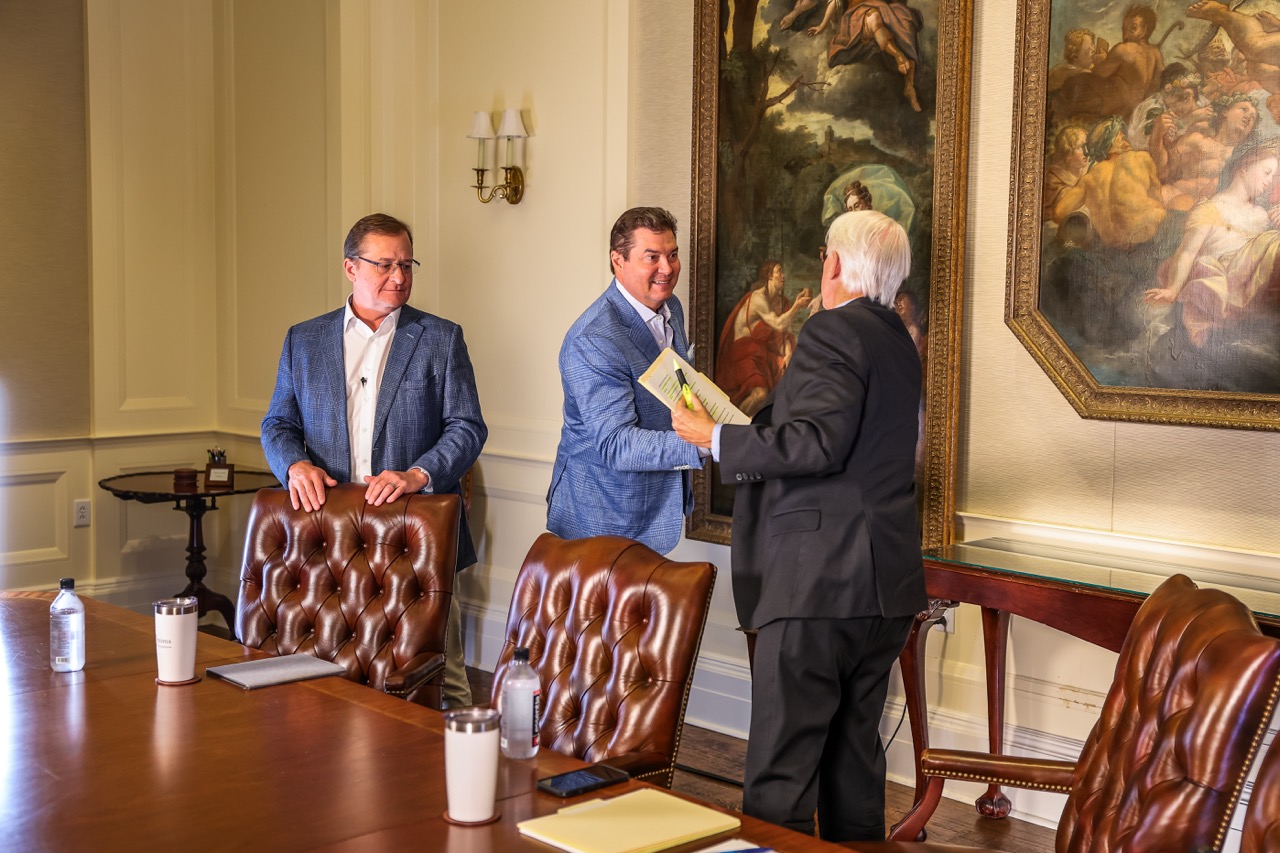 The U.S. Energy Renaissance: Inside Tailwater Capital - Photo 16